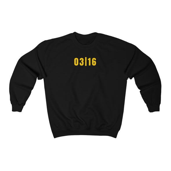 03|16 SMILEY Unisex Heavy Blend™ Crewneck Sweatshirt (Up to 3XL)